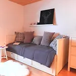 Kraehenberg Am Rande Der Wildnis アパート *