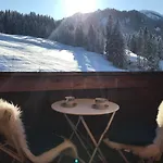 アパート Kraehenberg Am Rande Der Wildnis Sibratsgfäll