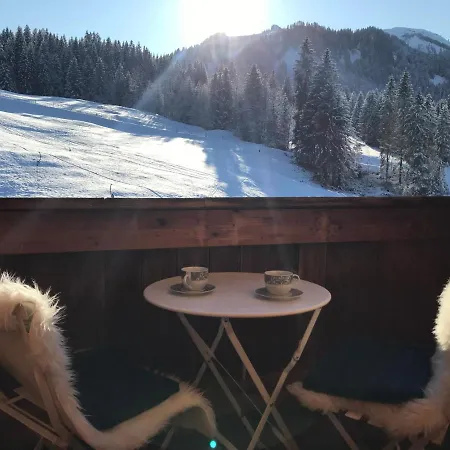 アパート Kraehenberg Am Rande Der Wildnis Sibratsgfäll