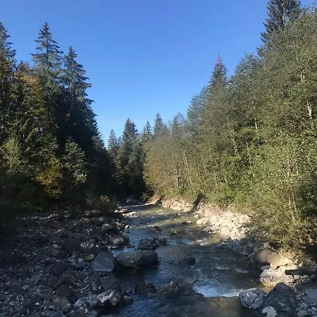 Kraehenberg Am Rande Der Wildnis アパート *