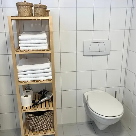Kraehenberg Am Rande Der Wildnis *