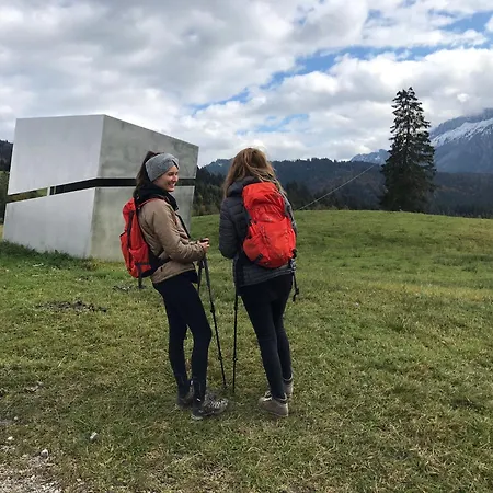 Lägenhet Kraehenberg Am Rande Der Wildnis *